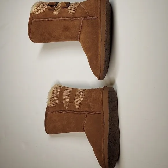 Bearpaw Boshie Hickory Youth Size 5