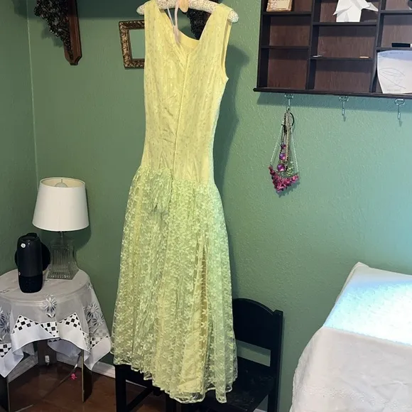 Beautiful semi formal lace dress