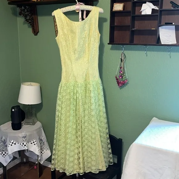 Beautiful semi formal lace dress