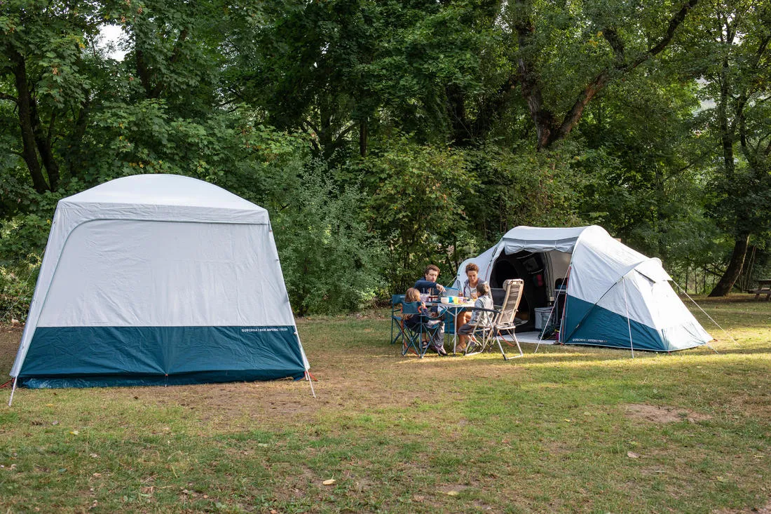 Camping Living Room with Poles Arpenaz Base Fresh 10-Person