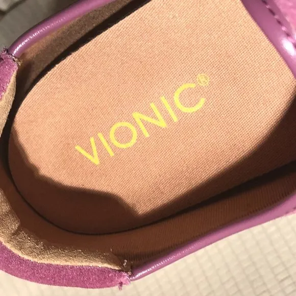 Vionic  Suede Sneaker purple, 10